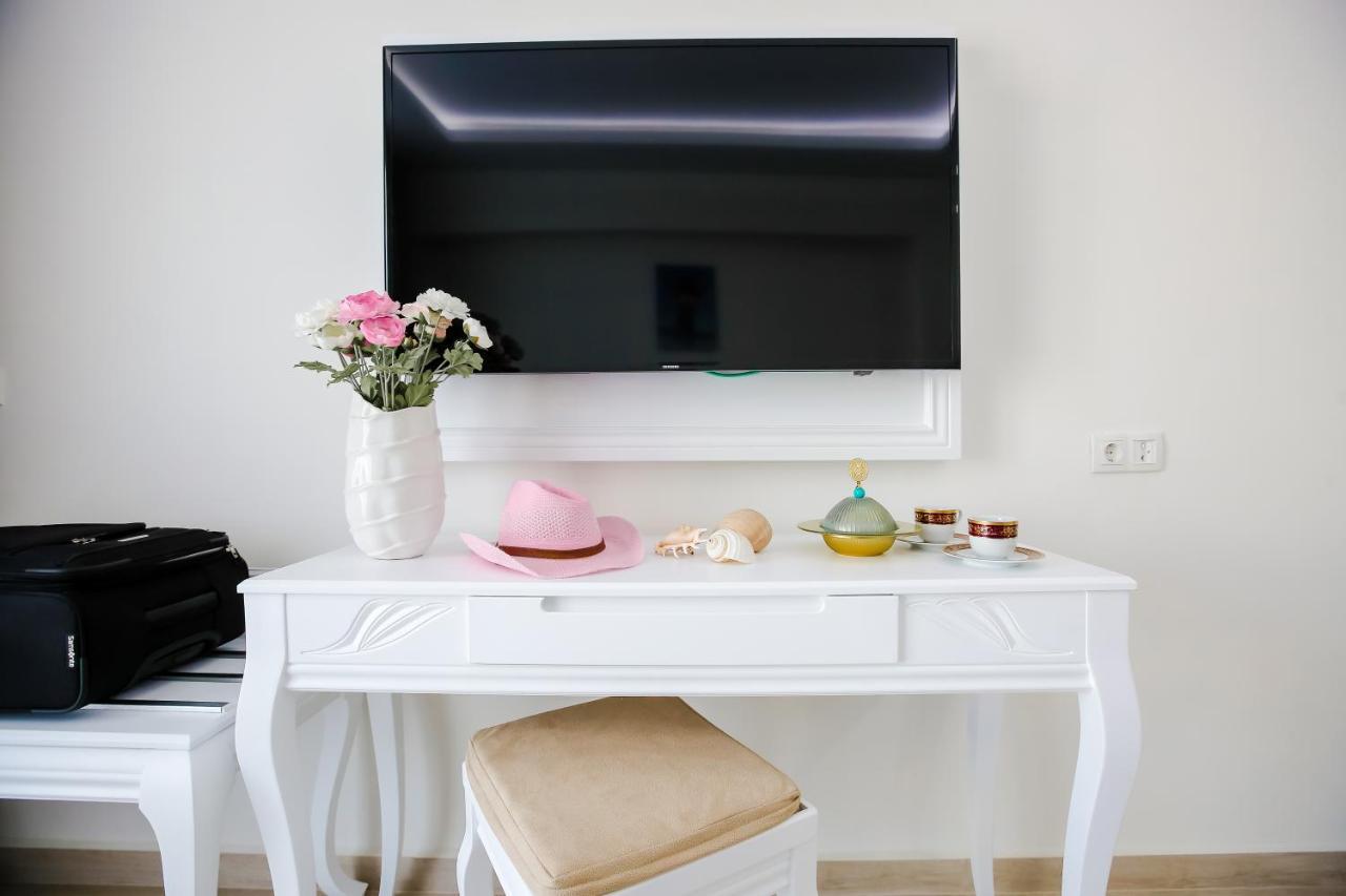 Princess Kinli Suites Hotel 말마리스 외부 사진
