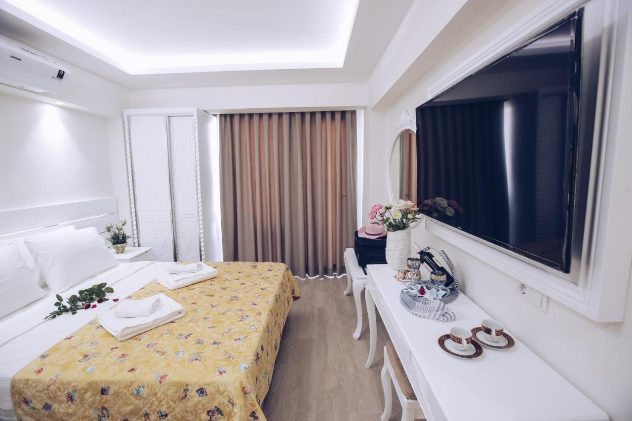 Princess Kinli Suites Hotel 말마리스 외부 사진