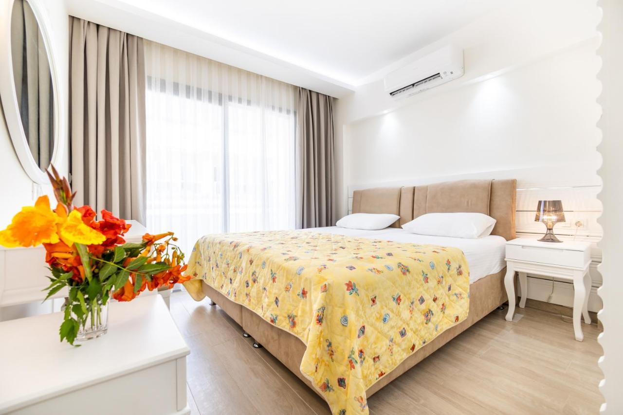 Princess Kinli Suites Hotel 말마리스 외부 사진